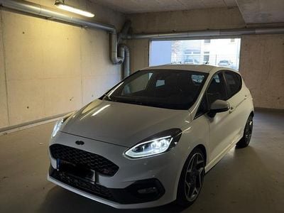 Gebraucht Ford Fiesta ST 200 PS (147 kW) 2020 Weiß Kleinwagen
