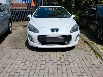 Gebraucht Peugeot 308 CC 156 PS (114 kW) 2013 Weiß Cabrio