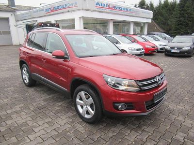 Gebraucht VW Tiguan Sportline 160 PS (117 kW) 2012 Rot SUV
