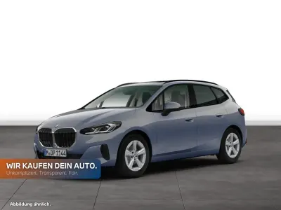 Gebraucht BMW 220 Active Tourer Luxury Line 156 PS (114 kW) 2025 Sparkling kupfergrau metallic Van / Kleinbus