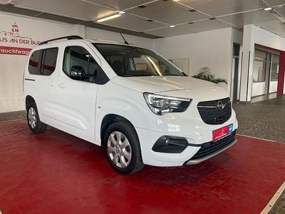 Gebraucht Opel Combo Life 131 PS (96 kW) 2023 Weiß Van / Kleinbus