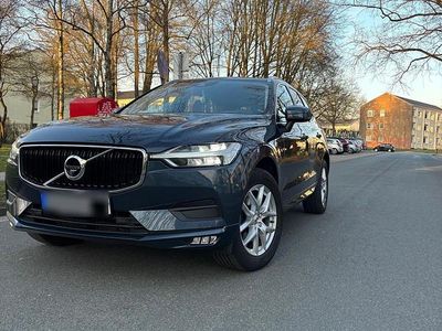 Gebraucht Volvo XC60 Momentum 190 PS (139 kW) 2020 Blau SUV
