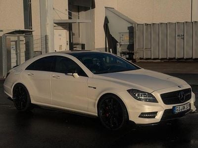 Weiß Gebraucht 2013 Mercedes CLS500 Limousine | 24.500 €