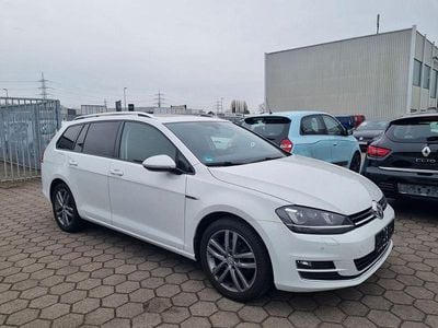 Gebraucht VW Golf VII LOUNGE 125 PS (91 kW) 2015 Pure white Kombi