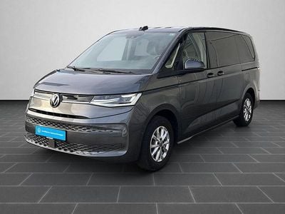 Gebraucht VW Multivan Life 150 PS (110 kW) 2025 Indiumgrau metallic (metallic) Van