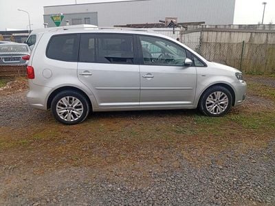 Usata VW Touran Life 105 CV (77 kW) 2014 Argento Monovolume