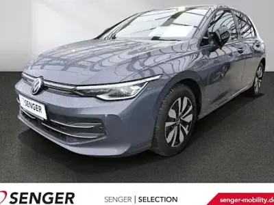 Second-hand VW Golf VIII Goal 150 CP (110 kW) 2025 Gri Berlinǎ