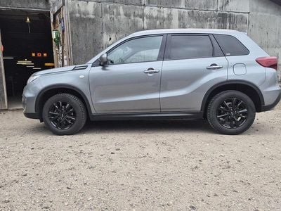 Usata Suzuki Vitara 140 CV (102 kW) 2018 Argento SUV
