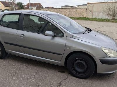 Gebraucht Peugeot 307 Tendance 109 PS (80 kW) 2004 Grau Kleinwagen