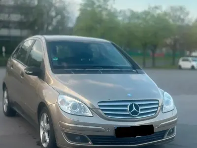 Gebraucht Mercedes B180 109 PS (80 kW) 2005 Beige Van / Kleinbus