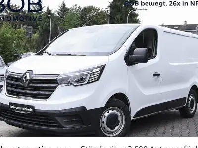 Gebraucht Renault Trafic Komfort 146 PS (107 kW) 2022 Weiß Van / Kleinbus