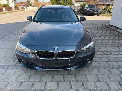 Usata BMW 320 Luxury Line 184 CV (135 kW) 2014 Grigio Station wagon