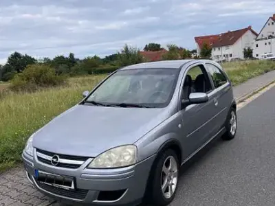 Gebraucht Opel Corsa 80 PS (58 kW) 2005 Kleinwagen