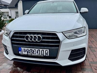 Gebraucht Audi Q3 Design 150 PS (110 kW) 2015 Weiß SUV