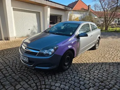 Gebraucht Opel Astra GTC 125 PS (91 kW) 2005 Silber Coupé