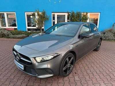 Gebraucht Mercedes A250 Progressive 160 PS (117 kW) 2020 Grau Limousine