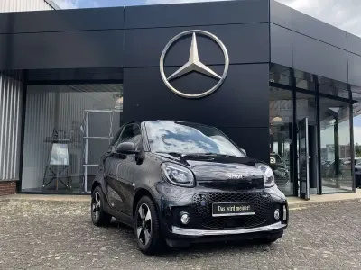 Gebraucht Smart ForTwo Electric Drive Passion 60 kW (82 PS) 2023 Bodypanels in black Coupé
