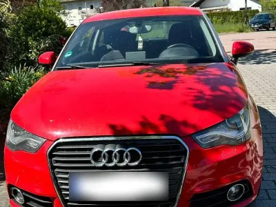 Używany Audi A1 Ambition 122 KM (89 kW) 2011 Czerwony Hatchback