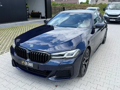 Gebraucht BMW 520 M Sport 163 PS (119 kW) 2022 Blau Limousine