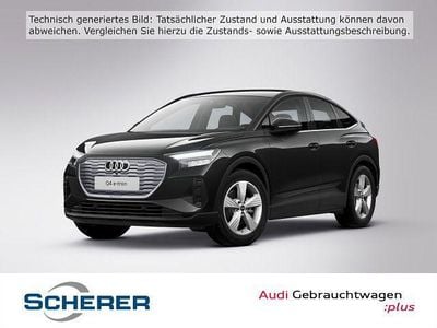 Mythosschwarz metallic (metallic) Gebraucht 2022 Audi Q4 Sportback e-tron Basis SUV | 20.990 € (Teuer)