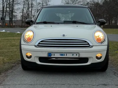 Używany Mini Cooper 120 KM (88 kW) 2009 Andere farben Hatchback