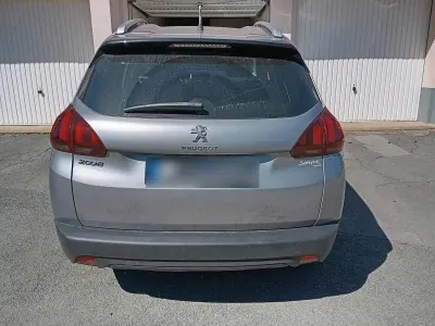 Gebraucht Peugeot 2008 82 PS (60 kW) 2018 Grau SUV