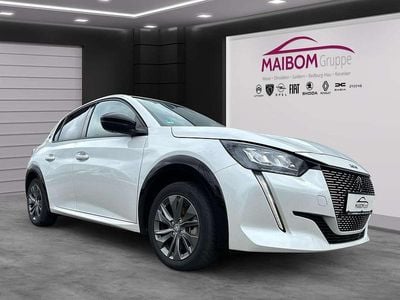 Gebraucht Peugeot 208 Allure 100 kW (136 PS) 2022 Weiß Kleinwagen