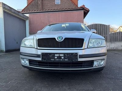 Silber Gebraucht 2007 Skoda Octavia Ambiente Kombi | 1.800 € (Fairer Preis)