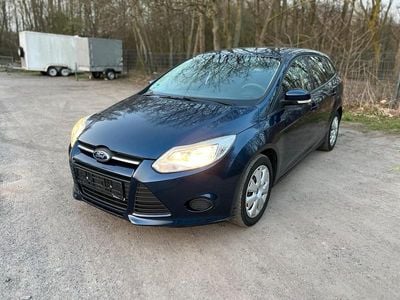 Second-hand Ford Focus Trend 95 CP (69 kW) 2011 Albastru Break