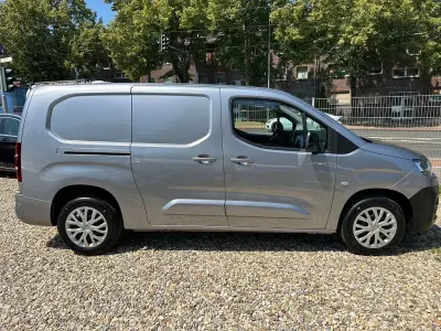 Gebraucht Citroën Berlingo 102 PS (75 kW) 2021 Grau Van / Kleinbus