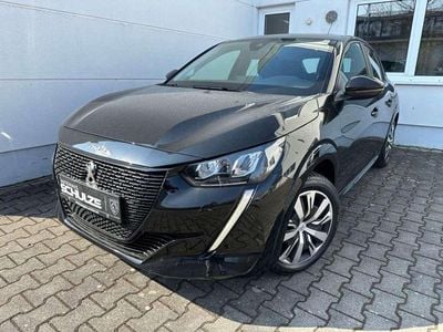 Gebraucht Peugeot e-208 Active 100 kW (136 PS) 2022 Schwarz Kleinwagen