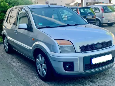 Brugt Ford Fusion 80 HK (58 kW) 2006 Sølv Hatchback