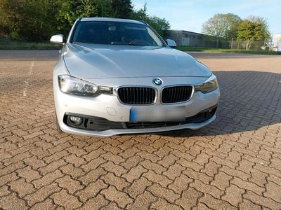 Second-hand BMW 318 150 CP (110 kW) 2016 Gri Break