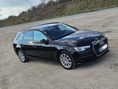 Gebraucht Audi A4 Comfort 190 PS (139 kW) 2016 Schwarz Kombi