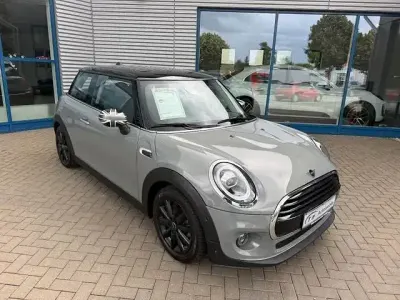 Gebraucht Mini Cooper Chili 136 PS (100 kW) 2020 Moonwalk grey Kleinwagen