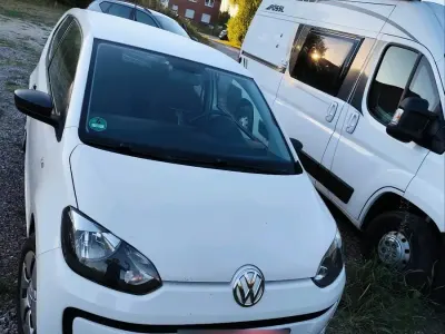 Gebraucht VW up! 60 PS (44 kW) 2015 Weiß Kleinwagen