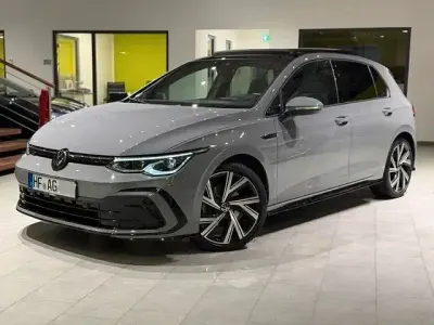 Gebraucht VW Golf VIII R-line 150 PS (110 kW) 2023 Andere Limousine