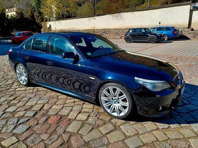 Gebraucht BMW 530 Sport Line 235 PS (172 kW) 2008 Blau Limousine