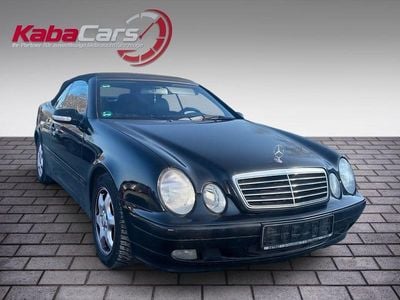 Schwarz Gebraucht 2002 Mercedes CLK200 Avantgarde Cabrio | 4.990 € (Superpreis)