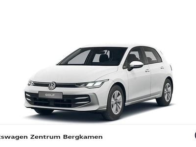 Gebraucht VW Golf VIII Life 116 PS (85 kW) 2025 Pure white Limousine