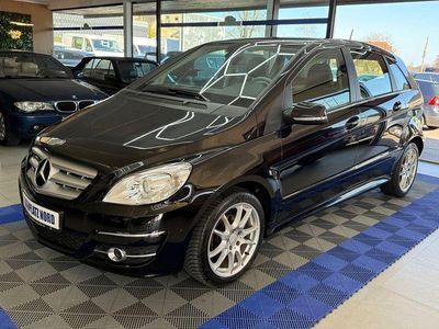 Gebraucht Mercedes B180 116 PS (85 kW) 2010 Schwarz Van / Kleinbus