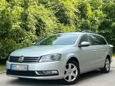 Gebraucht VW Passat 140 PS (102 kW) 2012 Silber Kombi