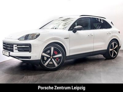 Second-hand Porsche Cayenne S E-Hybrid 519 CP (381 kW) 2024 Alb SUV