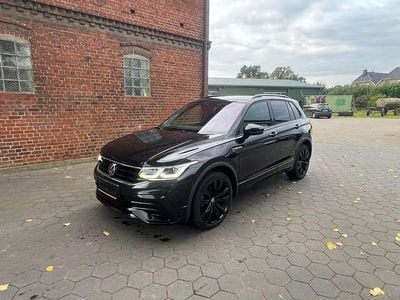 Gebraucht VW Tiguan R-line 150 PS (110 kW) 2020 Schwarz SUV