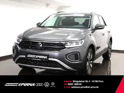 Używany VW T-Roc Move 150 KM (110 kW) 2023 Szary SUV