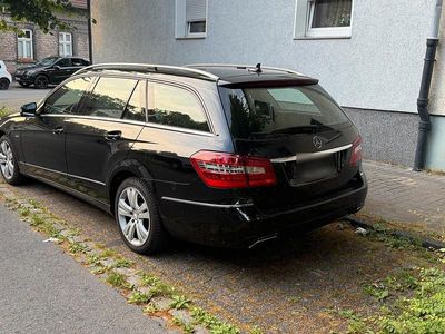 Mercedes E220