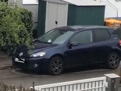 Usata VW Golf VI 105 CV (77 kW) 2011 Blu Utilitaria