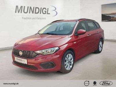 Gebraucht Fiat Tipo Easy 95 PS (69 kW) 2017 New rosso (vr716/b)) (rot Kombi