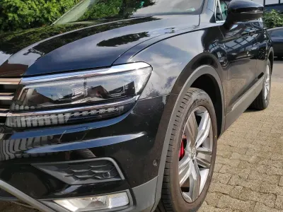 Gebraucht VW Tiguan 190 PS (139 kW) 2017 Schwarz SUV