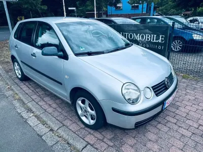 Gebraucht VW Polo 64 PS (47 kW) 2003 Silber Kleinwagen